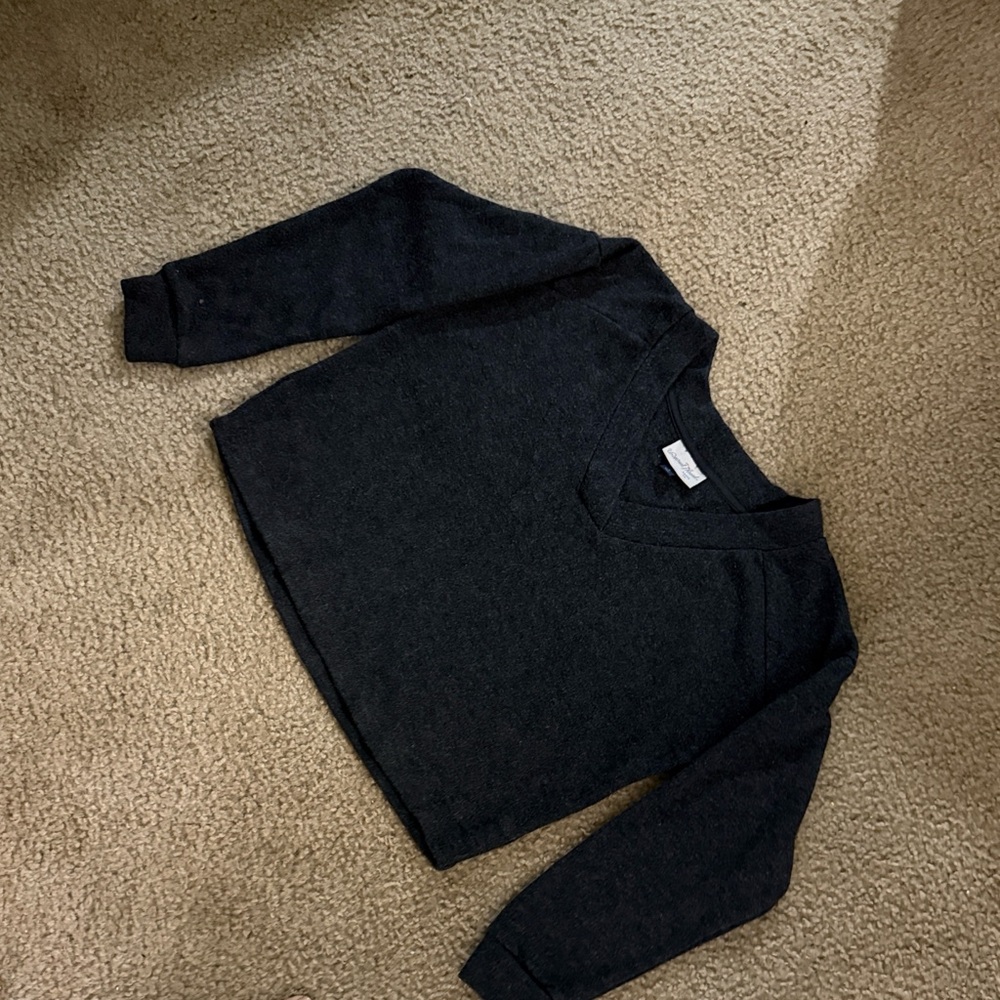 Universal Thread Women's Black V-Neck Sweater